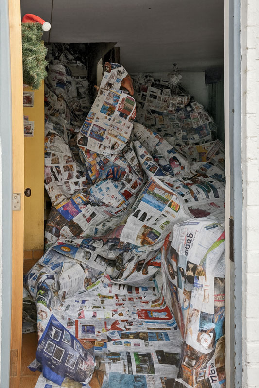 Avalancha doméstica: habitación intervenida (vista 015)