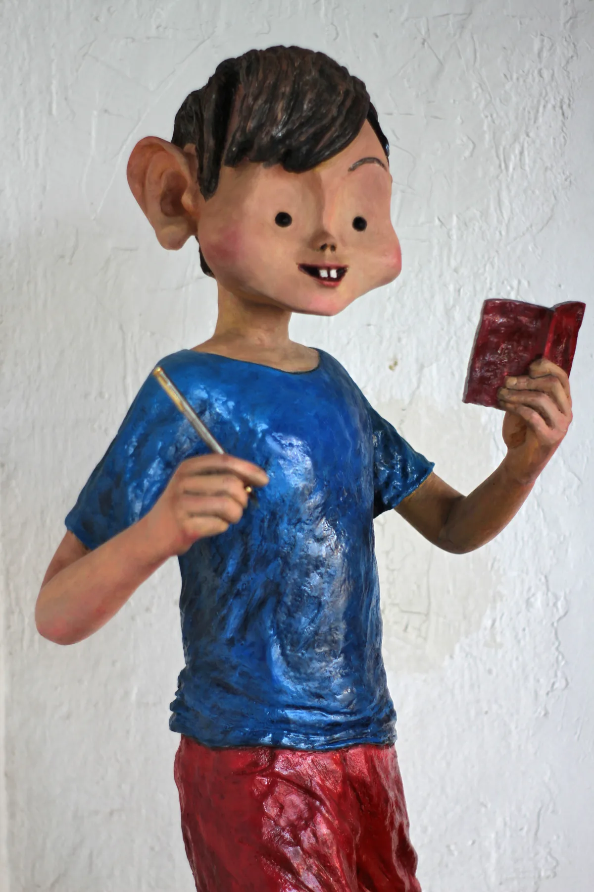 Papelucho 与铅笔、笔记本细节
