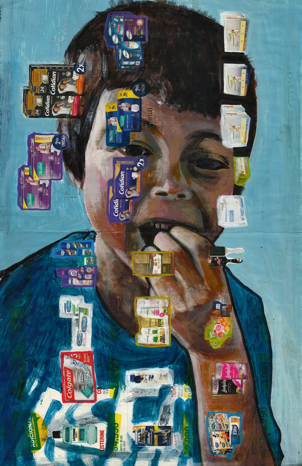 Niño con fondo azul